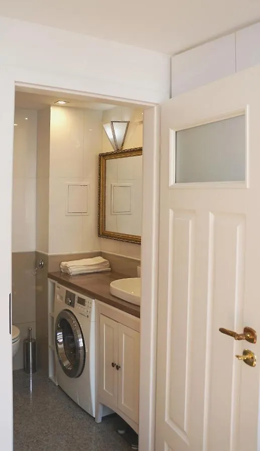 Hoza 41 Apartament Apartment Warsaw
